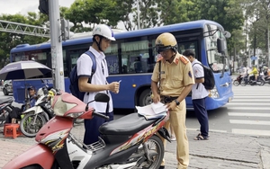 Mức phạt với người chưa đủ tuổi điều khiển phương tiện giao thông từ 1/1/2025