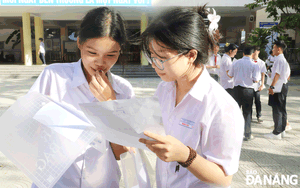 Đề thi tuyển sinh lớp 10 môn Toán tại Đà Nẵng, Hải Dương