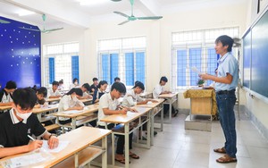 Đề thi tuyển sinh lớp 10 môn Ngữ văn tại Nghệ An, Bến Tre, Hưng Yên