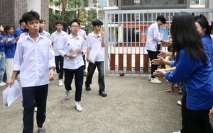 Đề thi tuyển sinh lớp 10 môn Ngữ văn, Tiếng Anh tại Hà Nội năm học 2024-2025