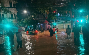 CAO BẰNG: Lũ lụt gây ngập sâu trên toàn tỉnh, nhiều khu dân cư bị cô lập