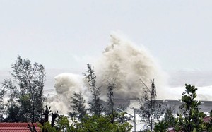 Tin BÃO SỐ 11 - Bão MATMO; cảnh báo MƯA LỚN, LŨ QUÉT và CÁC CHỈ ĐẠO ỨNG PHÓ
