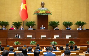 Quốc hội quyết nghị về phụ cấp, tiền lương, lương hưu, trợ cấp cùng nhiều vấn đề quốc kế, dân sinh