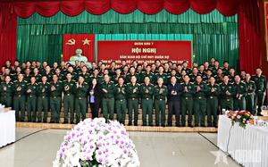Bàn giao Bộ Chỉ huy Quân sự 2 tỉnh, sáp nhập về Bộ Chỉ huy Quân sự tỉnh Lâm Đồng mới