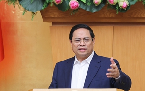 Quyết liệt triển khai 'bộ tứ trụ cột'; sắp xếp bộ máy; mạnh dạn bàn giao cơ sở y tế, giáo dục cho địa phương