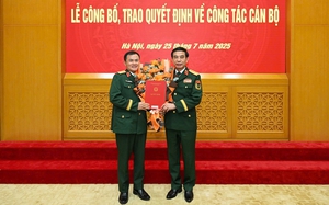 Chủ tịch Tập đoàn Viettel Tào Đức Thắng được thăng quân hàm Trung tướng