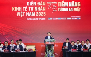 Thủ tướng kỳ vọng cộng đồng doanh nghiệp tư nhân ngày càng trưởng thành, lớn mạnh, phát triển nhanh, bền vững