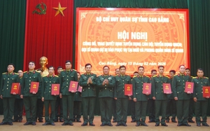 Tuyển dụng, phong hàm sĩ quan đối với 137 nhân sự Ban Chỉ huy Quân sự cấp xã