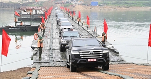 THỦ TƯỚNG NHIỆT LIỆT BIỂU DƯƠNG CÁC ĐƠN VỊ 'THẦN TỐC