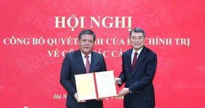 Bộ Chính trị chuẩn y đồng chí Trần Phong giữ chức Bí thư Tỉnh ủy Khánh Hòa