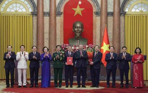 CÔNG BỐ QUYẾT ĐỊNH CHỈ ĐỊNH, BỔ NHIỆM NHÂN SỰ ĐẢNG ỦY CHÍNH PHỦ, THÀNH VIÊN CHÍNH PHỦ