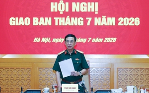 Đại tướng Phan Văn Giang chỉ đạo tiếp tục điều chỉnh tổ chức lực lượng 