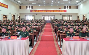 Sắp xếp, giải thể, kiện toàn tổ chức quân sự địa phương; điều động, bổ nhiệm cán bộ, quân nhân, binh sĩ