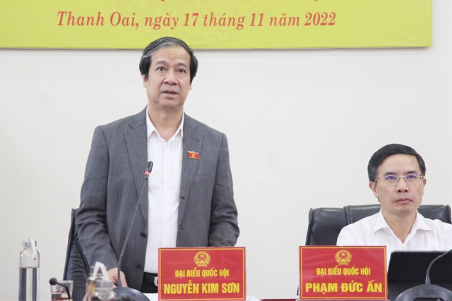 Bộ trưởng Nguyễn Kim Sơn: Cố gắng khi tăng lương cơ sở sẽ điều chỉnh phụ cấp ưu đãi cho giáo viên - Ảnh 1.