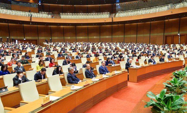 Quốc hội họp Kỳ họp bất thường lần thứ 2 xem xét thông qua 1 luật, 3 nghị quyết và quyết định công tác nhân sự - Ảnh 4.