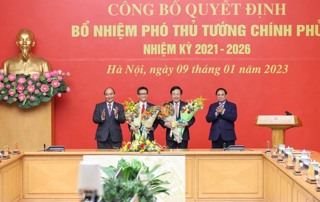 Công bố quyết định bổ nhiệm 2 tân Phó Thủ tướng Chính phủ; tri ân đồng chí Phạm Bình Minh và đồng chí Vũ Đức Đam - Ảnh 1.