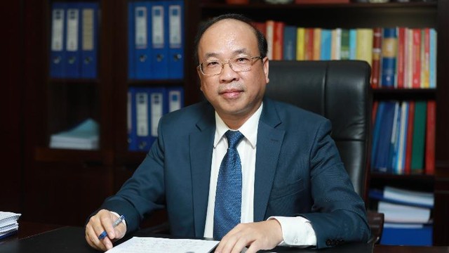 Thủ tướng Chính phủ bổ nhiệm tân Chủ tịch Viện Hàn lâm Khoa học xã hội Việt Nam - Ảnh 1.