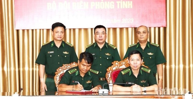 Bổ nhiệm tân Cục trưởng Thi hành án, Bộ Quốc phòng; Chính ủy Bộ đội Biên phòng - Ảnh 3.