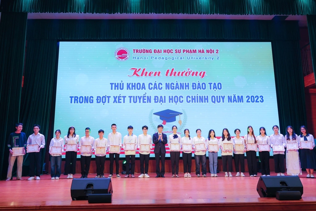 Điểm chuẩn xét tuyển bổ sung Trường Đại học Sư phạm Hà Nội 2 - Ảnh 3.