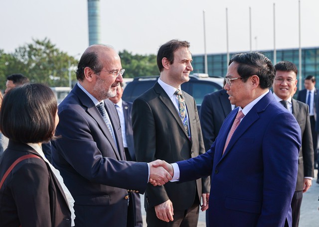 Thủ tướng dự Hội nghị COP 28 và thăm chính thức Thổ Nhĩ Kỳ- Ảnh 2.