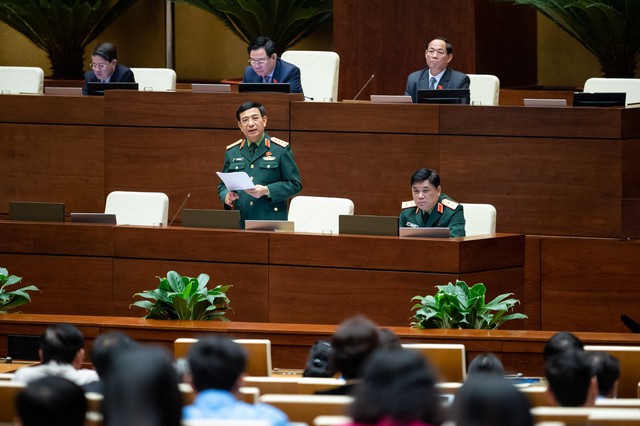 Đại tướng Phan Văn Giang: Phải có chính sách tiền lương, thưởng, nhà ở,... để thu hút nhân tài cho công nghiệp quốc phòng- Ảnh 5.