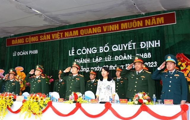 Công bố quyết định thành lập Lữ đoàn 88, Binh chủng Hóa học- Ảnh 1.