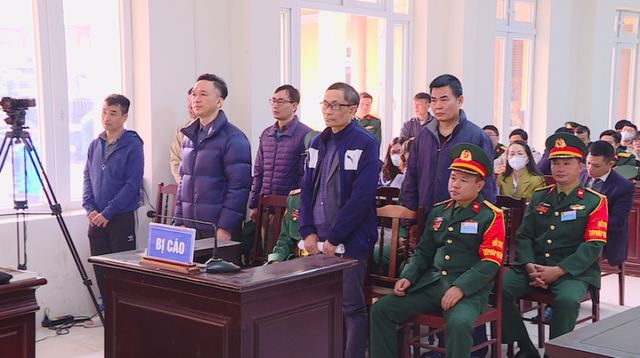 Xét xử sơ thẩm 7 bị cáo trong vụ án Việt Á và Học viện Quân y- Ảnh 5.