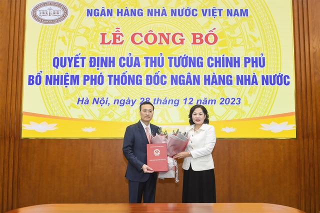 Công bố quyết định bổ nhiệm Phó Thống đốc Ngân hàng Nhà nước Việt Nam- Ảnh 1.