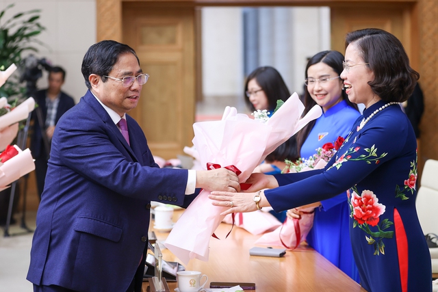 Thủ tướng Phạm Minh Chính: Quan tâm hơn nữa công tác quy hoạch nguồn cán bộ nữ - Ảnh 7.