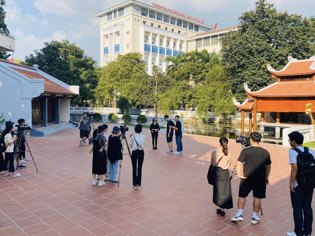 Trường Đại học Sân khấu - Điện ảnh Hà Nội tuyển sinh đại học năm 2023 - Ảnh 4.