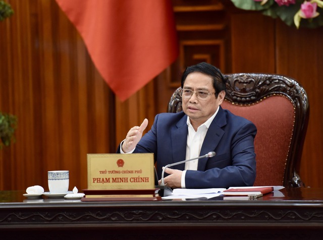 Thủ tướng Phạm Minh Chính: Khẩn trương trình giải pháp miễn giảm thuế phí; nghiên cứu, đề xuất gói 10.000 tỷ hỗ trợ lâm nghiệp, thủy sản - Ảnh 1.