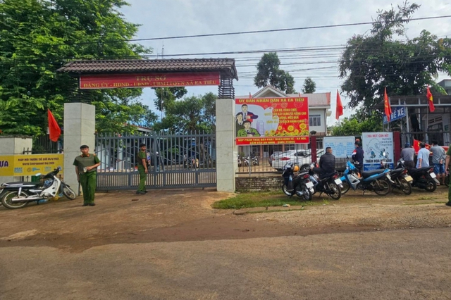 Khép chặt vòng vây, quyết liệt truy bắt các đối tượng nổ súng tấn công trụ sở Công an tại Đắk Lắk - Ảnh 9.