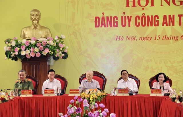 Bộ Chính trị chỉ định đồng chí Võ Văn Thưởng tham gia Đảng ủy Công an Trung ương - Ảnh 4.