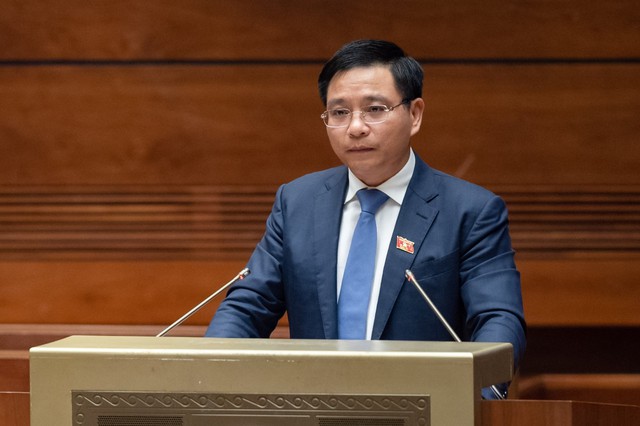 Bộ trưởng GTVT Nguyễn Văn Thắng trả lời chất vấn - Ảnh 3.