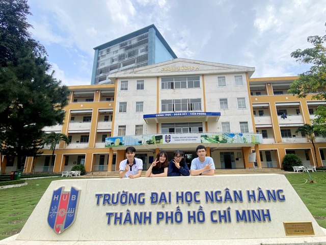 Điểm sàn xét tuyển Trường Đại học Ngân hàng TP HCM - Ảnh 2.