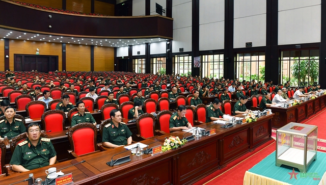 Lấy phiếu tín nhiệm Ủy viên Ban Thường vụ Quân ủy Trung ương và Thứ trưởng Bộ Quốc phòng - Ảnh 3.