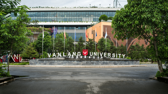 Điểm chuẩn chỉnh Trường Đại học tập Văn Lang năm 2023 - Hình ảnh 1.