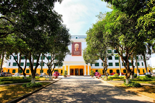 Điểm chuẩn Học viện Nông nghiệp Việt Nam 2023 - Ảnh 1.