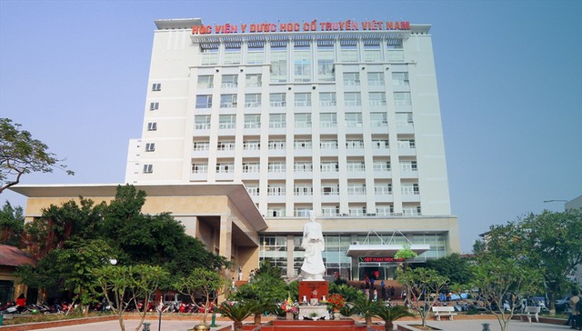 Điểm chuẩn Học viện Y Dược cổ truyền Việt Nam năm 2023 - Ảnh 1.
