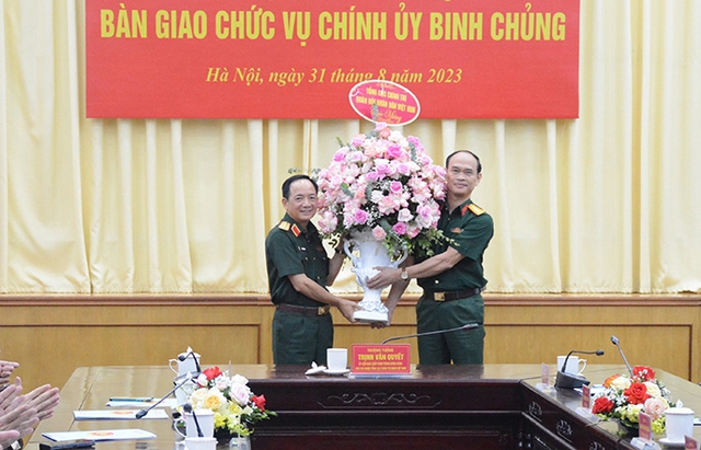 Bổ nhiệm Chính ủy Binh chủng Đặc công - Ảnh 4.