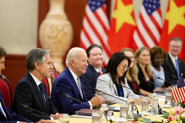 Tổng Bí thư Nguyễn Phú Trọng chủ trì Lễ đón Tổng thống Hoa Kỳ Joe Biden thăm cấp Nhà nước tới Việt Nam - Ảnh 14.