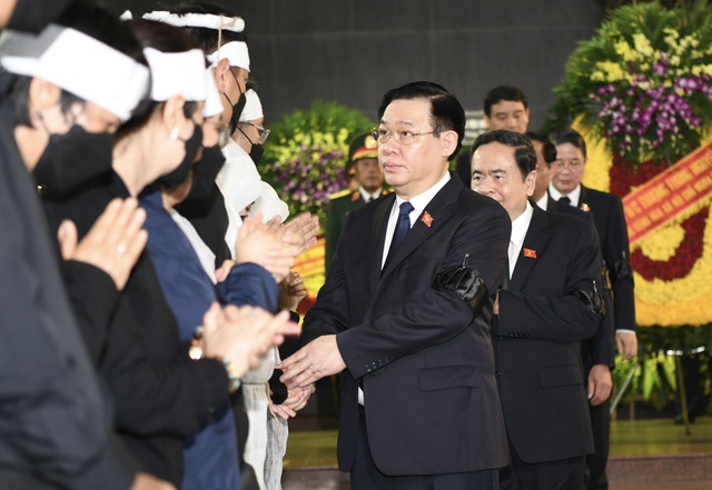 Tổ chức trọng thể Lễ tang Thượng tướng, GS.TS Nguyễn Chí Vịnh theo nghi thức Cấp cao - Ảnh 8.