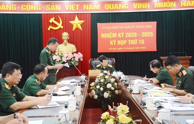 Ủy ban Kiểm tra Quân ủy Trung ương đề nghị kỷ luật 56 tập thể, cá nhân - Ảnh 2.