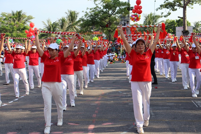 Ngày Hội văn hóa chào mừng Quốc khánh của địa phương liên tục là lá cờ đầu văn hóa - Ảnh 6.