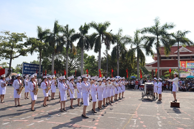 Ngày Hội văn hóa chào mừng Quốc khánh của địa phương liên tục là lá cờ đầu văn hóa - Ảnh 4.