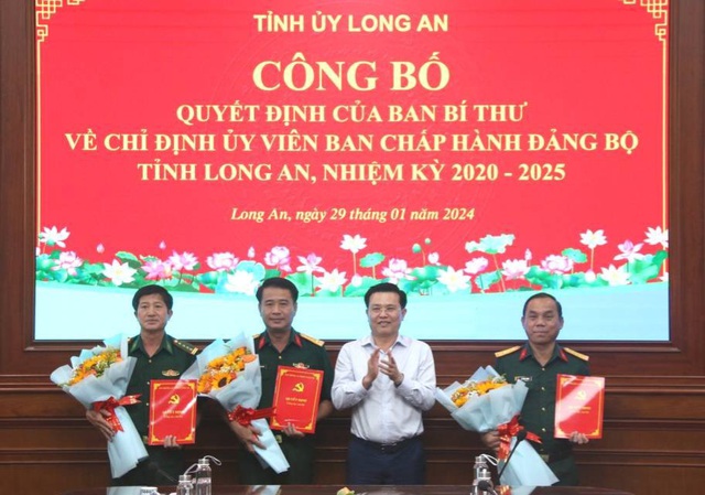 Ban Bí thư chỉ định 3 Đại tá tham gia Ban Chấp hành Đảng bộ tỉnh- Ảnh 1.