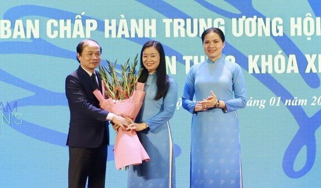 Hội Liên hiệp Phụ nữ Việt Nam có tân Phó Chủ tịch và 2 Ủy viên- Ảnh 1.
