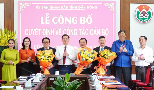 Chỉ định nữ Phó Bí thư Thường trực Huyện ủy; bổ nhiệm 2 tân Phó Giám đốc Sở- Ảnh 2.