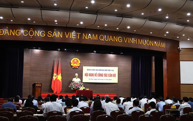 Giới thiệu nhân sự bổ nhiệm chức danh lãnh đạo Bộ Nội vụ- Ảnh 1.