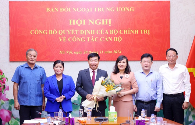 Bộ Chính trị bổ nhiệm đồng chí Nguyễn Mạnh Cường giữ chức Phó trưởng Ban Đối ngoại Trung ương- Ảnh 4.